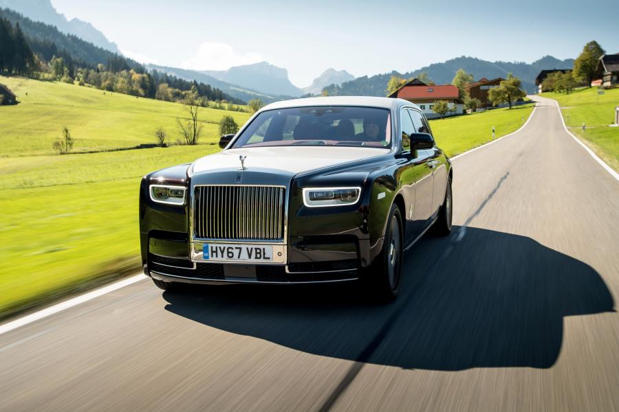  Rolls-Royce Phantom EWB 2017 года  (WW) (фото 24 из 27)